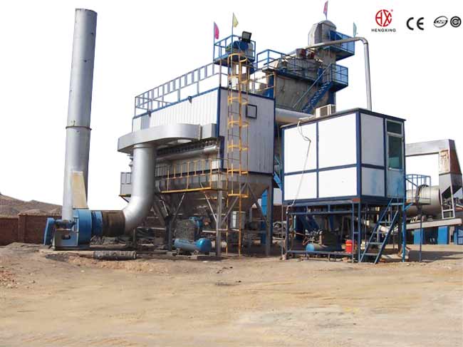 強制間歇(xie)式瀝青混合(he)料攪拌設備(bei)