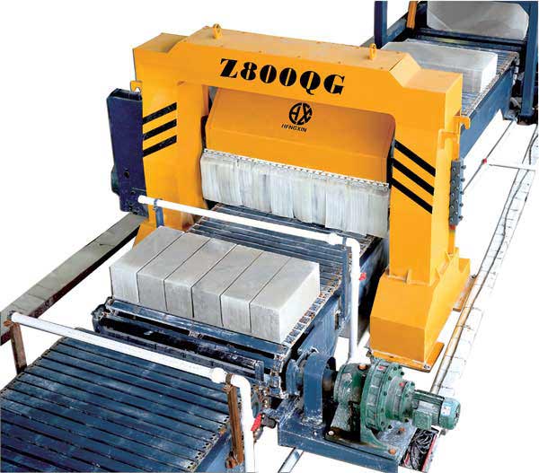 陶(táo)粒自保(bao)溫砌塊(kuài)生産線(xiàn)設備